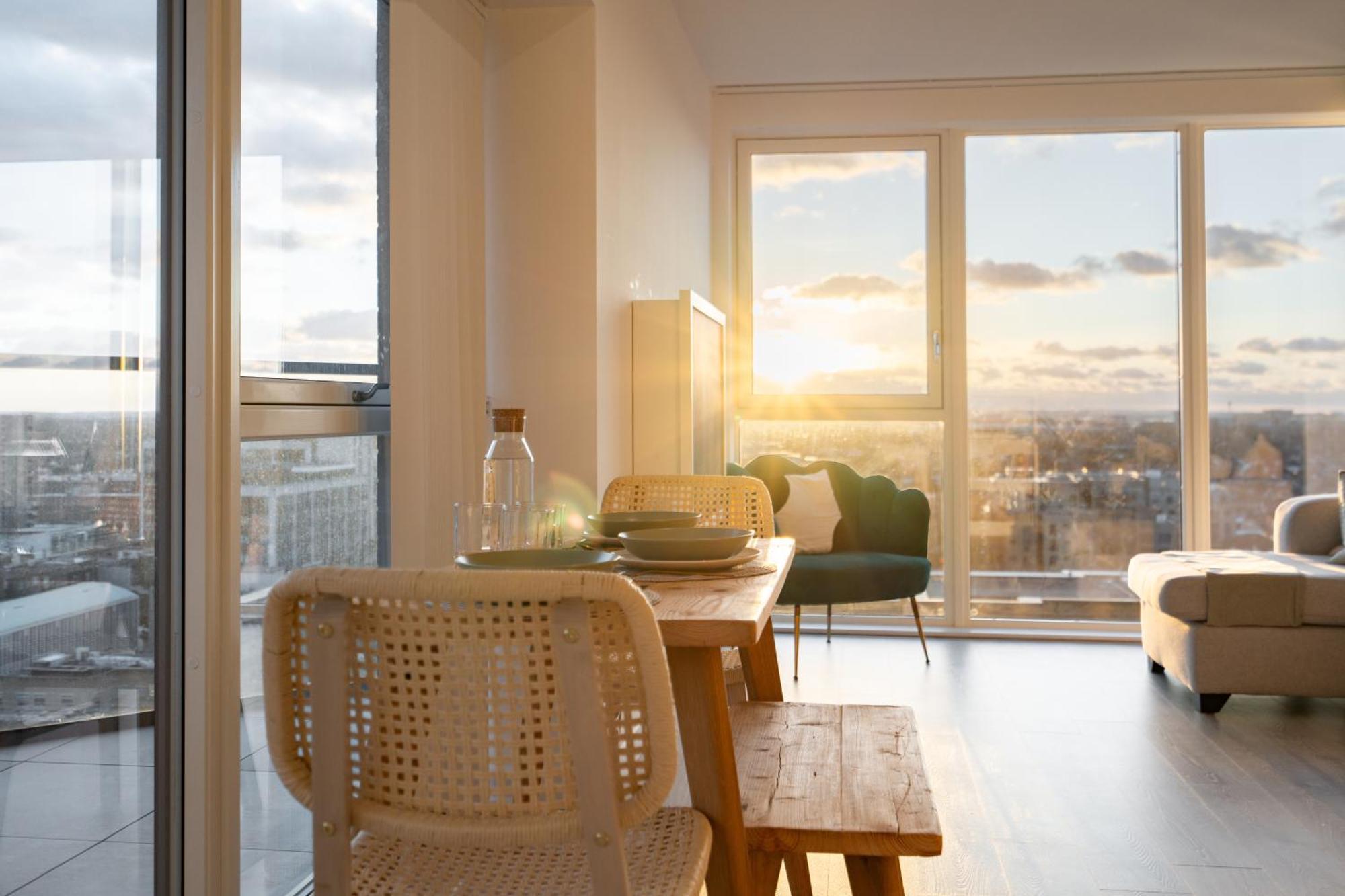 Sunset Retreat: Steps From Heathrow/Twickenham Leilighet Hounslow Eksteriør bilde